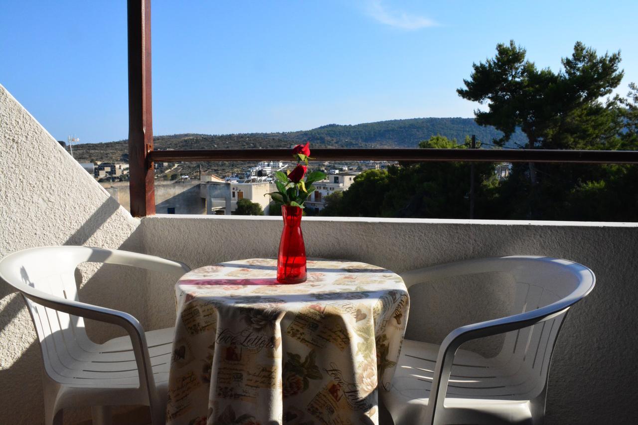 Voula Apartments Agia Marina  Exterior foto